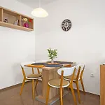 Tania Apartman