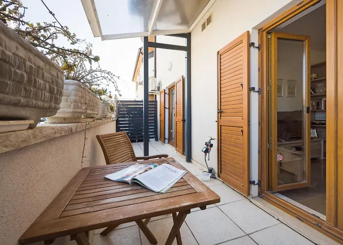 Tania דירה פולה